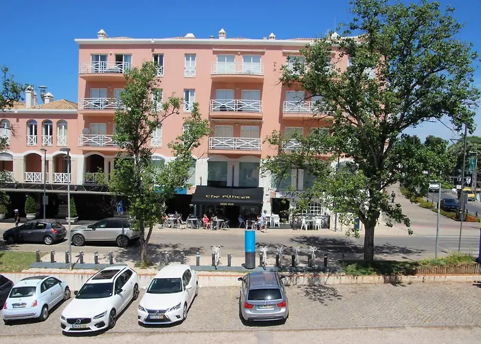 Marina Plaza