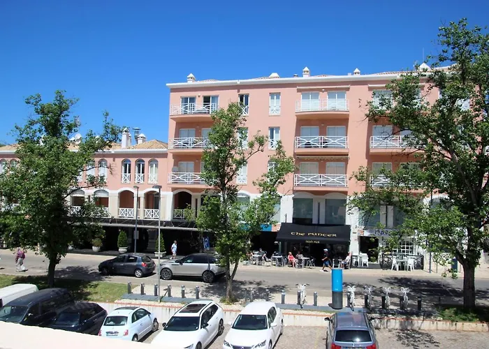 Marina Plaza